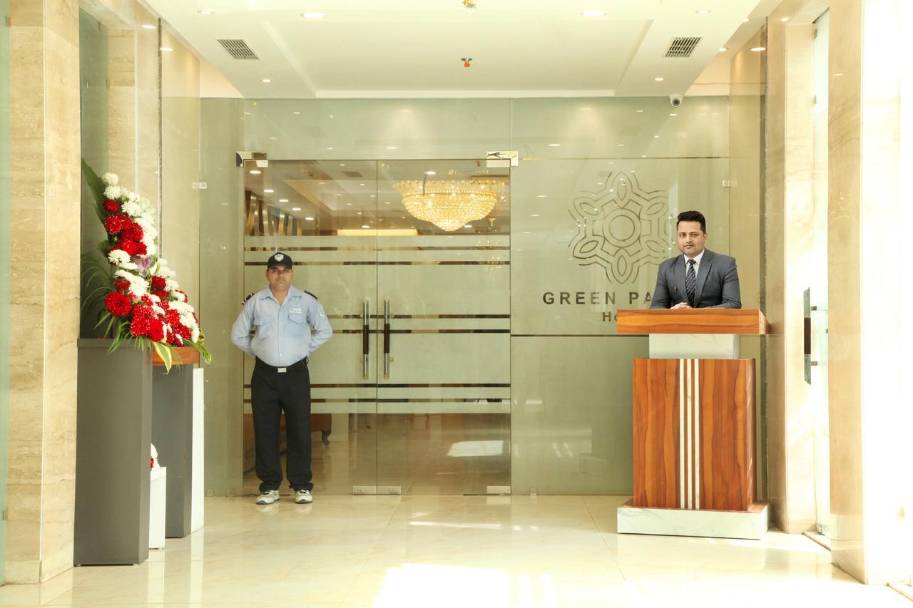 Green Palms Hotel Делі Екстер'єр фото