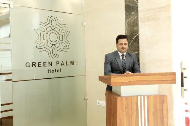 Green Palms Hotel Делі Екстер'єр фото